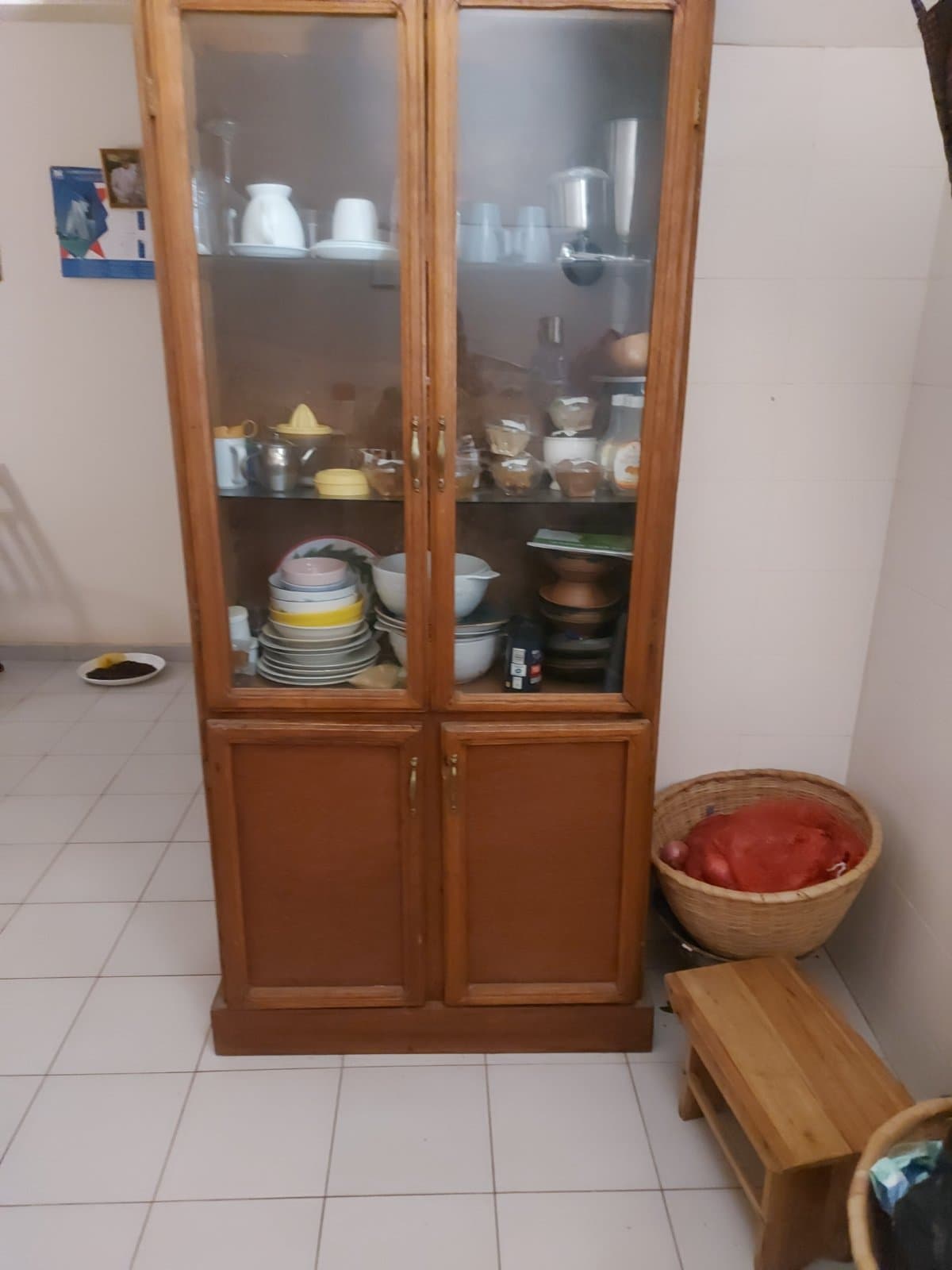 Vaisselier  en bois made in senegal