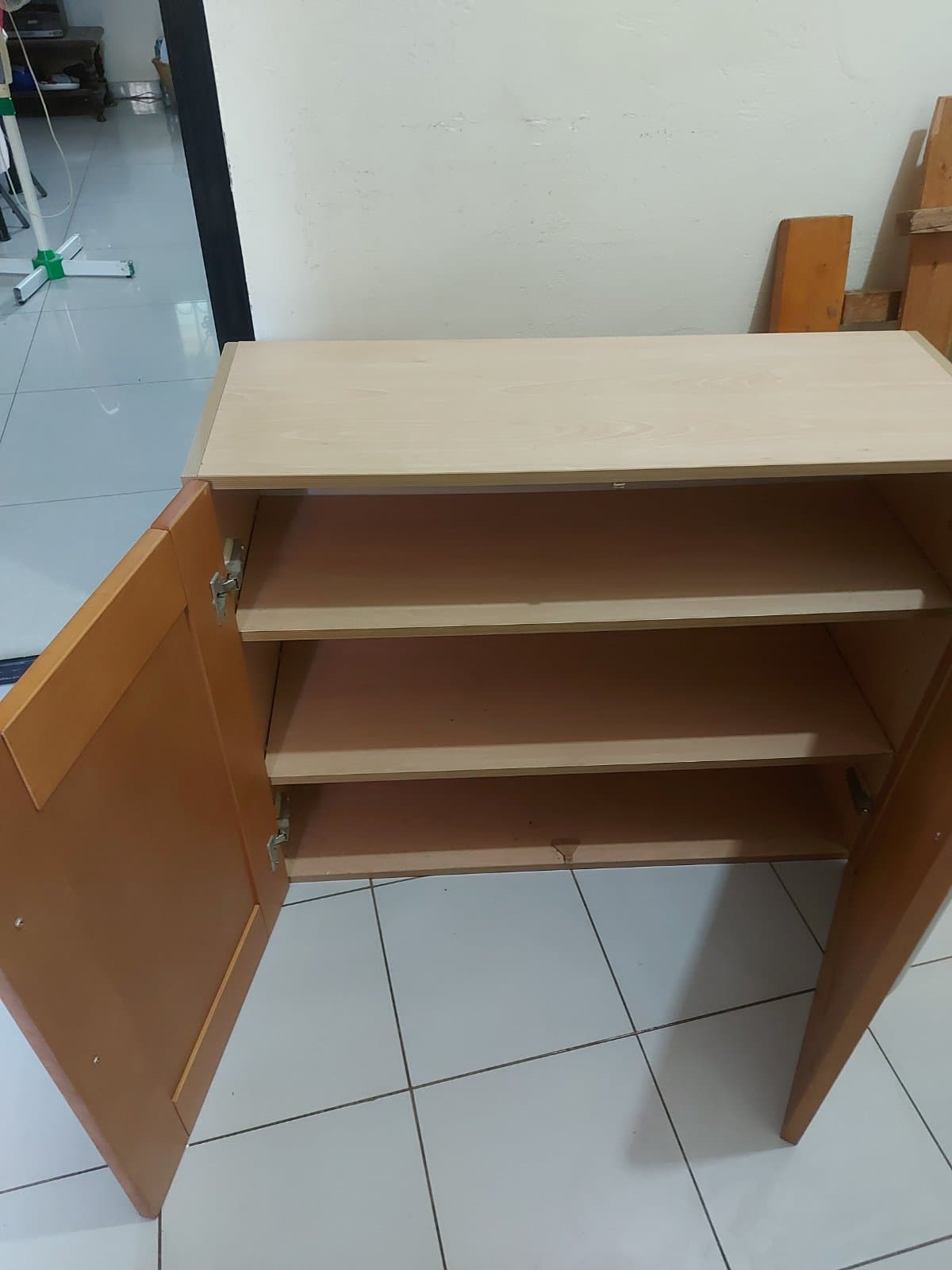 Table de rangement  — photo 1