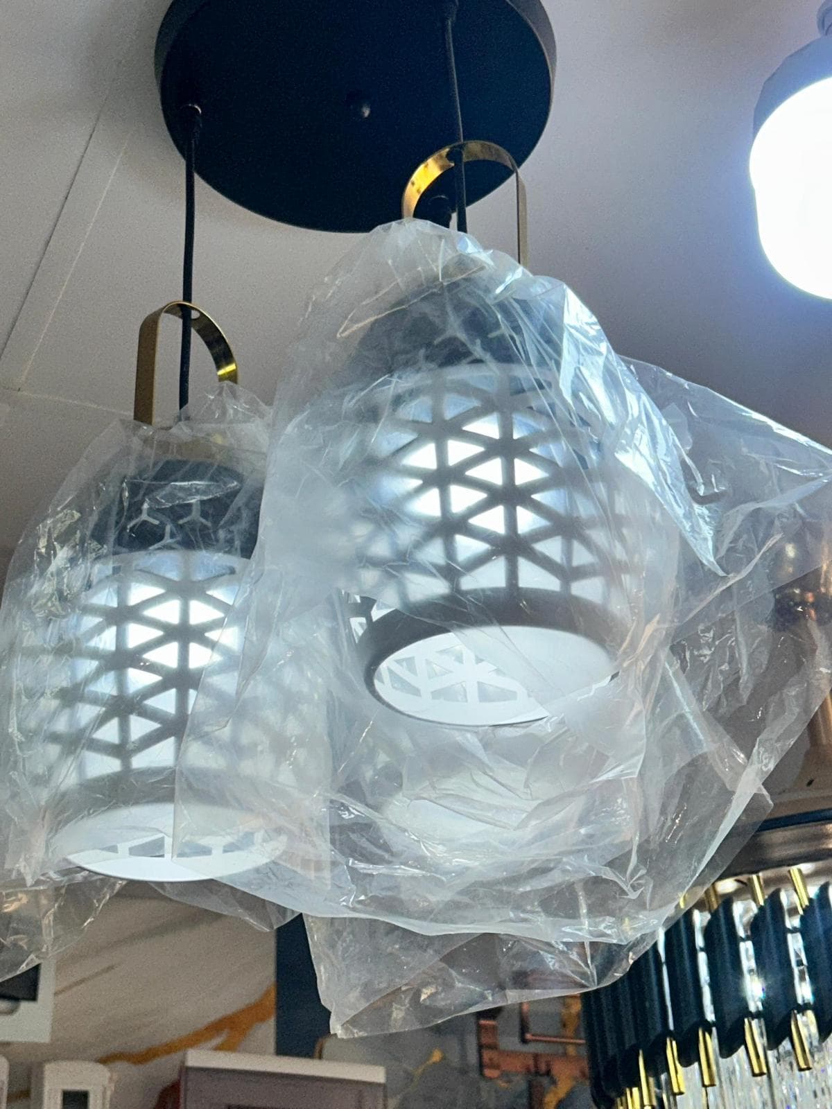 Des lustres de qualité  — photo 1