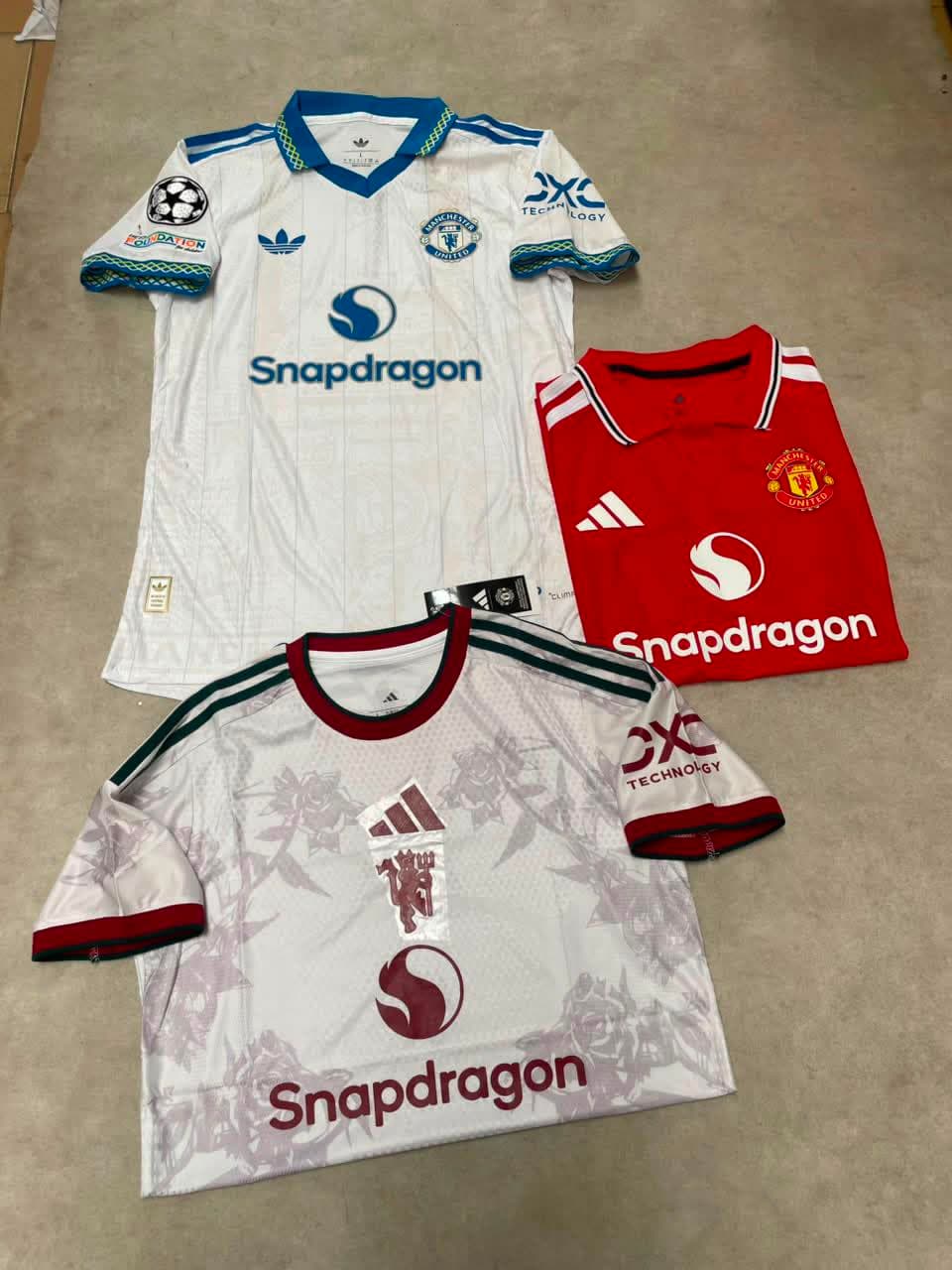 Maillots Manchester United 2027 Disponible  — photo 1