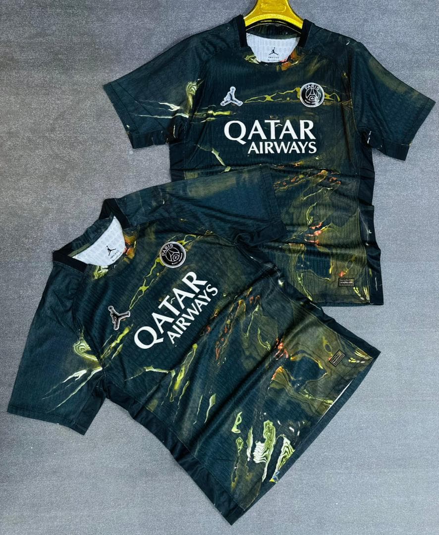 Maillots Paris Disponible  — photo 1