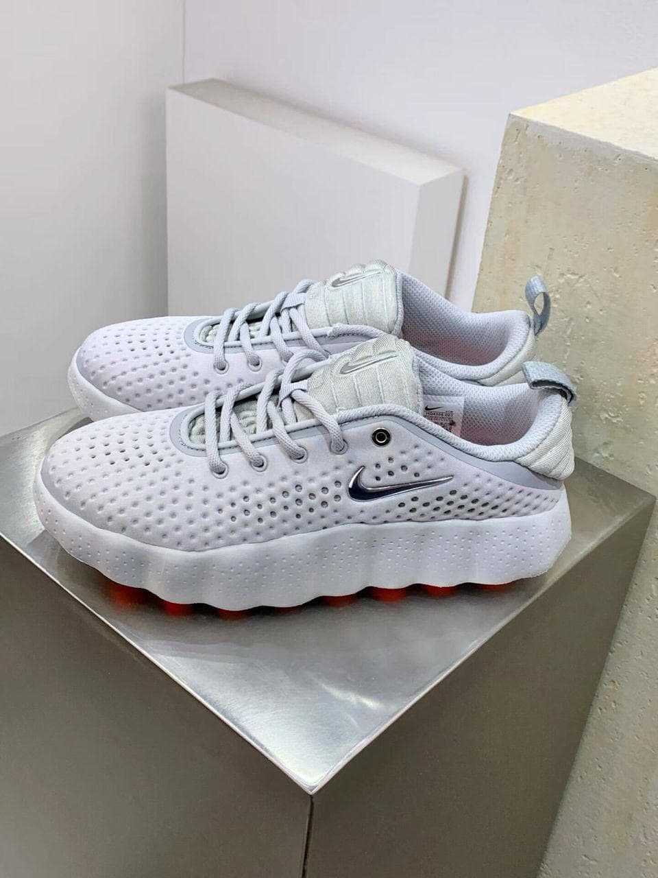 Chaussures Nike Mind 002 Disponible  — photo 1