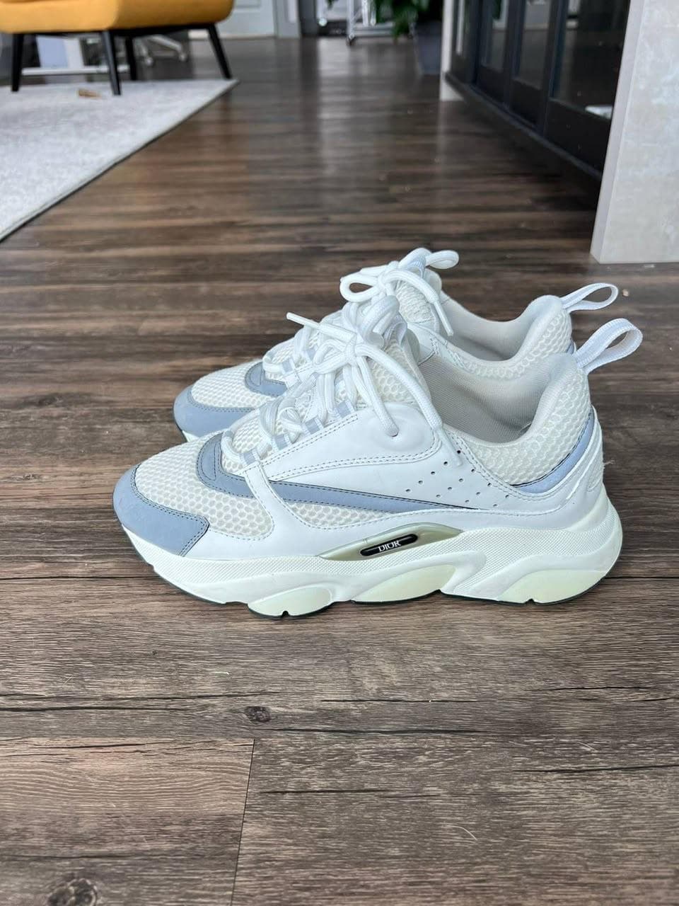 Chaussures Dior B22 Disponible  — photo 1