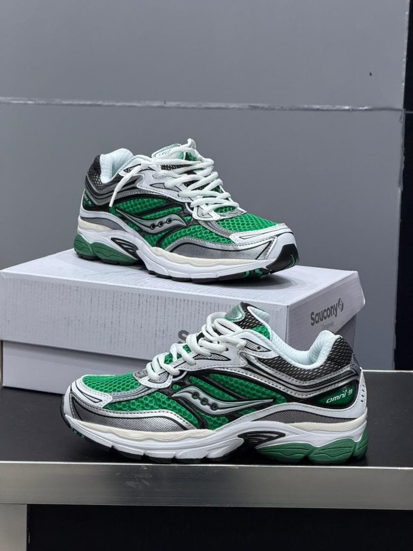 Chaussures Saucony Omni 9 Disponible  — photo 1