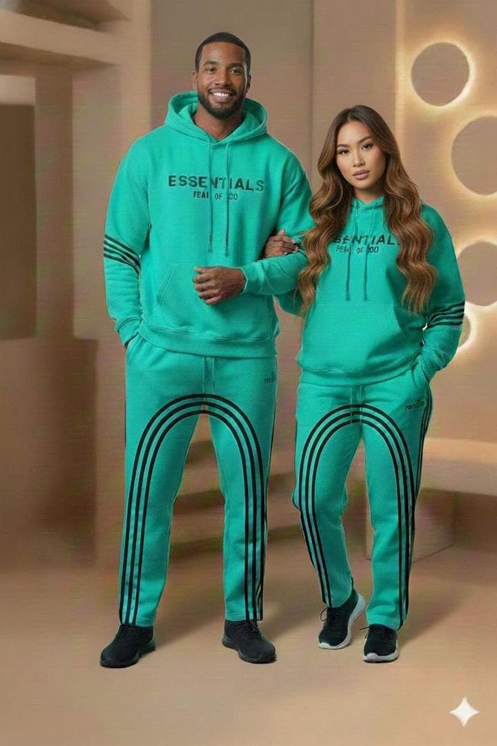 Ensemble Essentiel Capuchon Disponible 