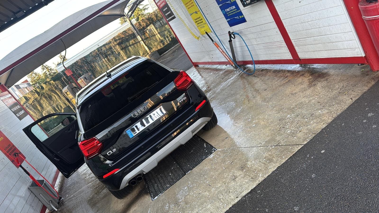 Audi Q2 noir