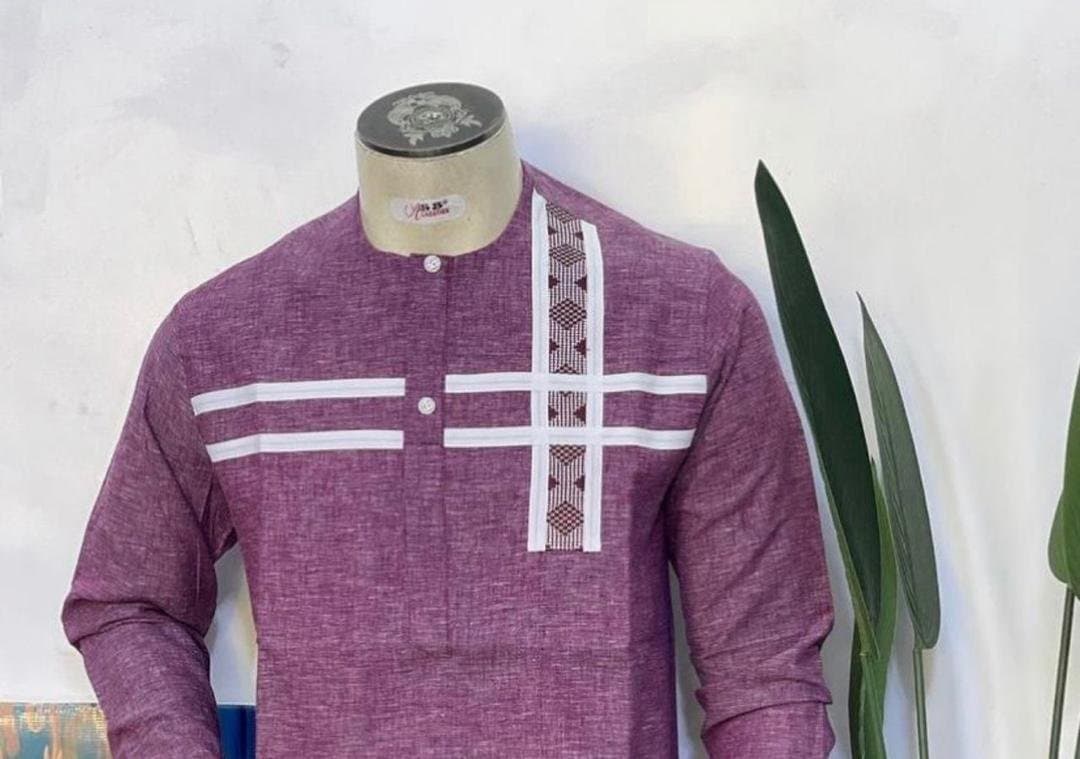 Boubou moderne sénégalais pour homme (Mauve)