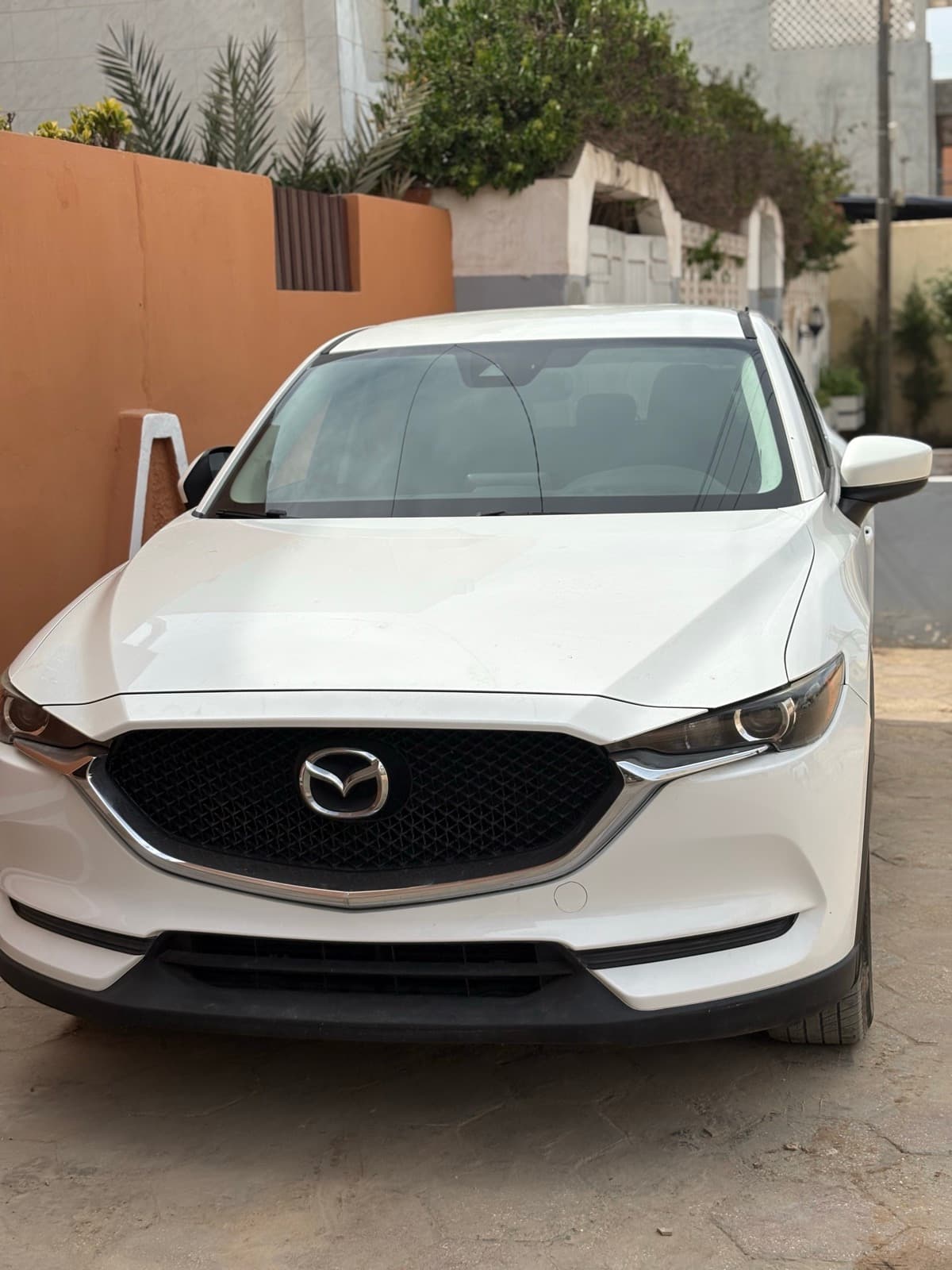 Mazda — photo 1