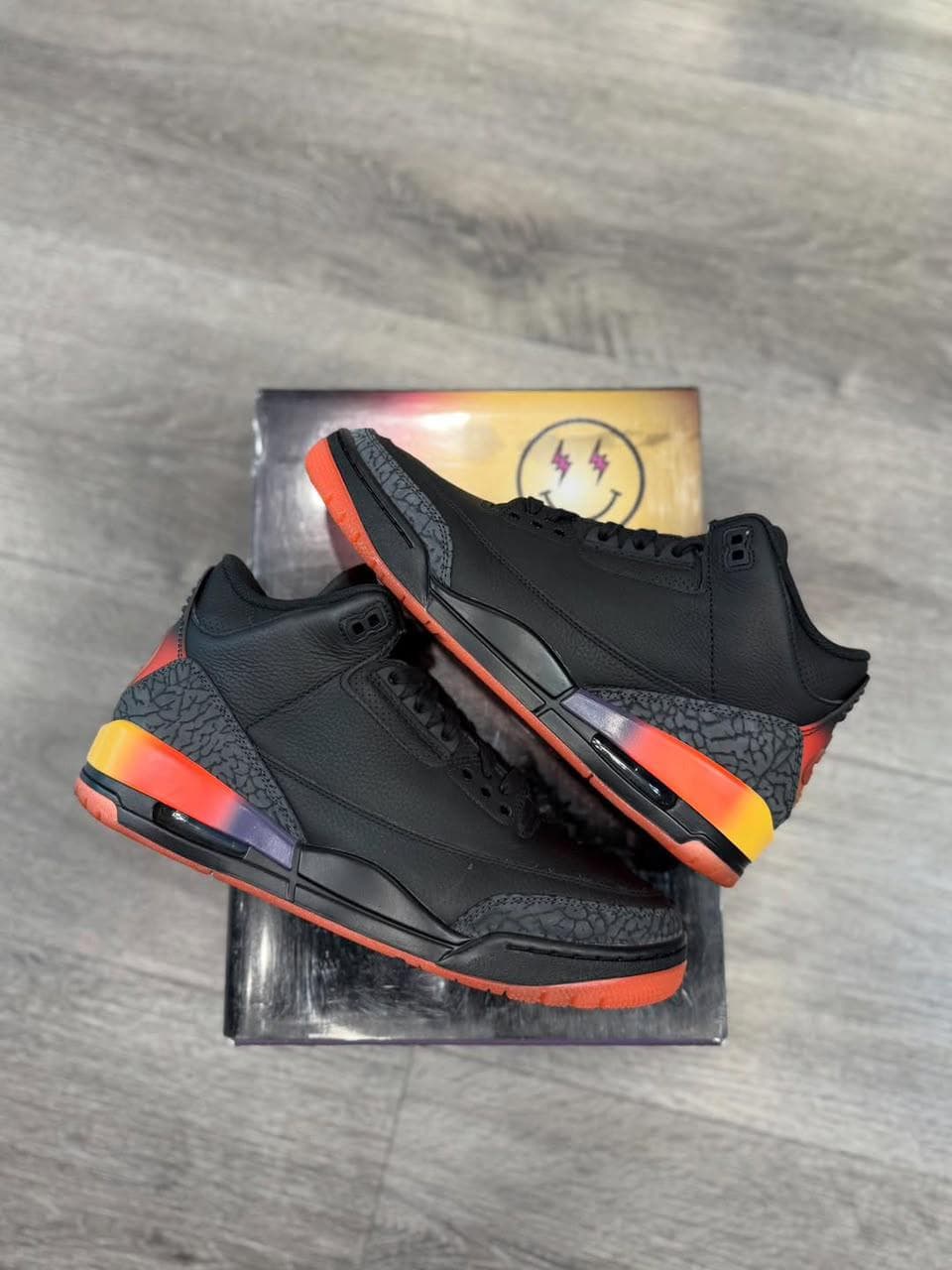 Chaussures Jordan 3 X Balvin Disponible